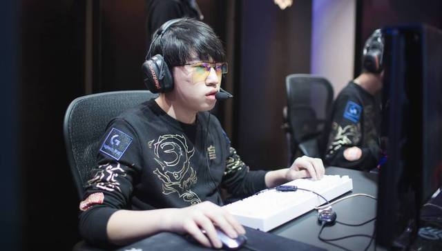 3亿镑创英 3亿镑创英