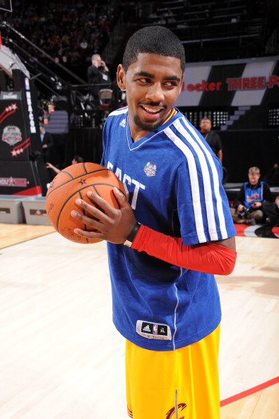 利用他的传 利用他的传