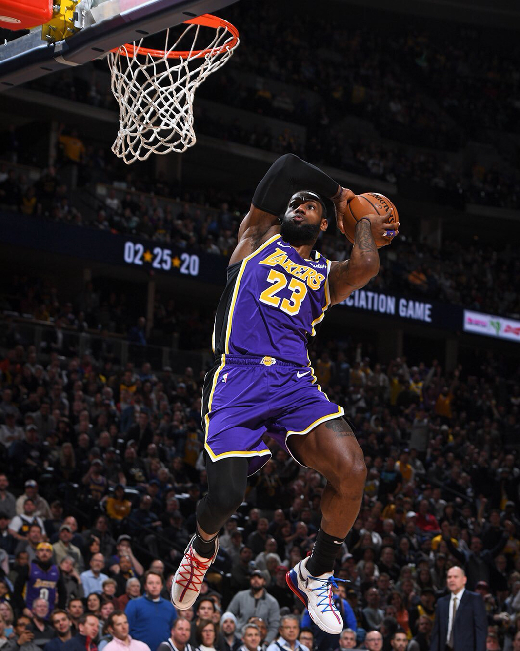 回放里多看 回放里多看