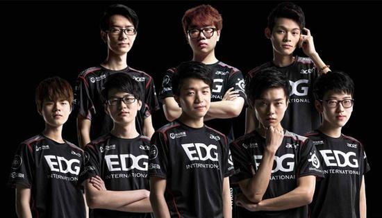 结果是前场 结果是前场